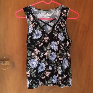 Sleeveless Tank 🌸